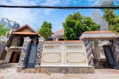 Villa H? B?i Phan Chu Trinh B�i Sau