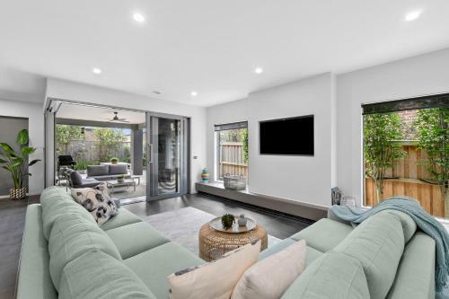 Sophisticated Abode 10 Minutes To Surf Coast Private Location
