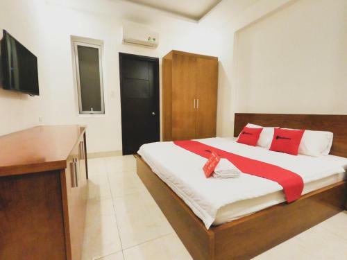 Reddoorz H'hen Hotel
