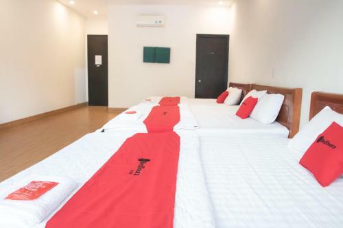 Reddoorz H'hen Hotel