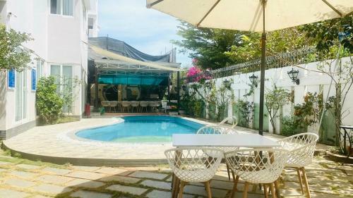 Villa H? B?i G?n Bi?n Longcung Resort