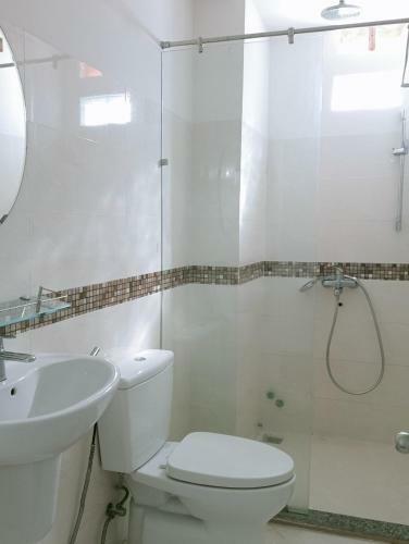 Hotel Anh Truc House