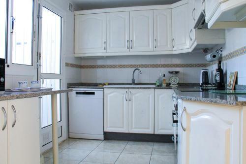 Fabulous 3-bed House 8kms From Javea