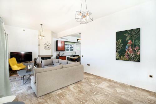 Vagioni Seaside Villa