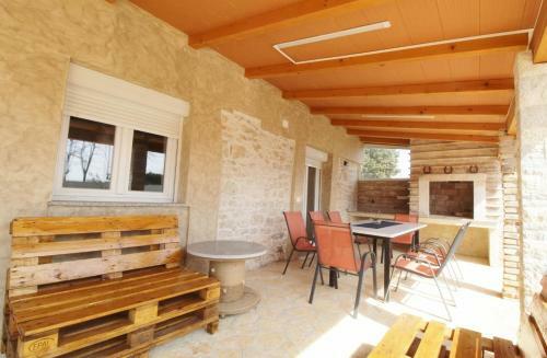 Villa Alina With Pool