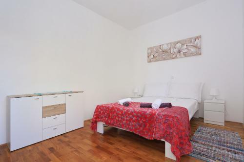 New! Apartment Gabriella 4+2, Privlaka