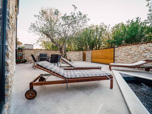 Villa Begonia With Swimming Pool, Privlaka Zadar