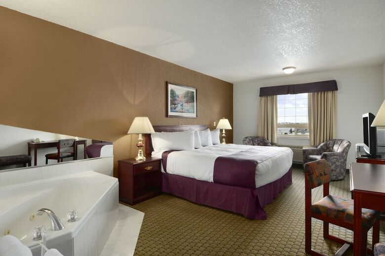 Hotel Ramada Inn & Suites Red Deer