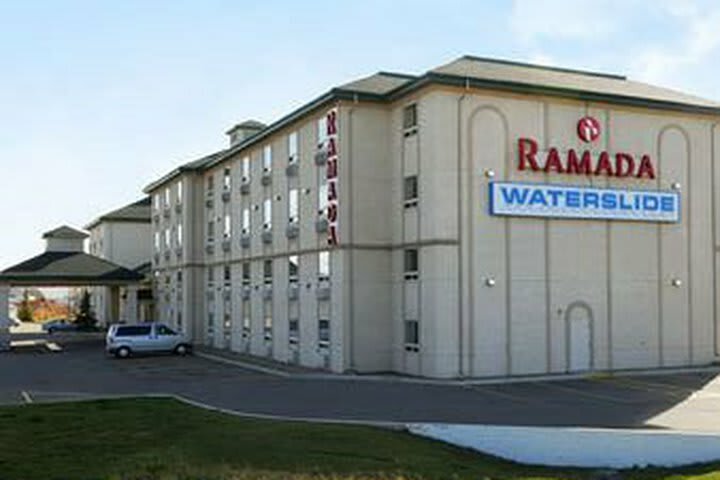 Hotel Ramada Inn & Suites Red Deer