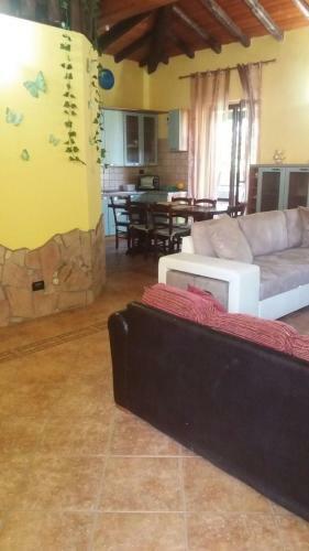 Villa Giulia, Villa Indipendente Con Giardino