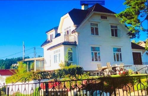 Stately Villa Rosenborg