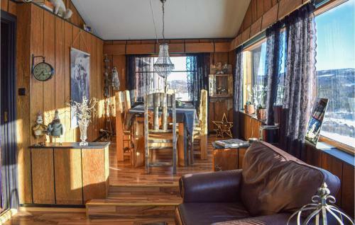 Four-bedroom Apartment In Al
