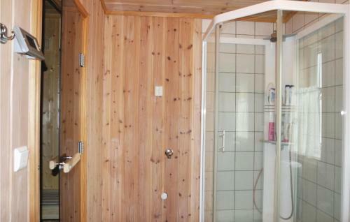 Four-bedroom Holiday Home In Sjusjoen