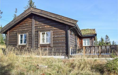 Four-bedroom Holiday Home In Sjusjoen