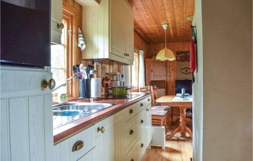 Stunning Home In Sjusj�en W/ 3 Bedrooms