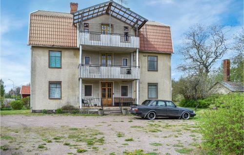 Amazing Apartment In M�rlunda With Wifi And 2 Bedrooms