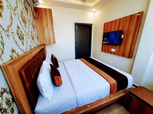 Hotel Sky View