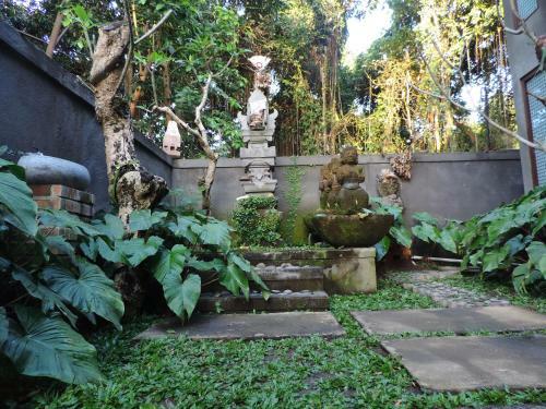 Hostal Kencana Ubud By Mahaputra