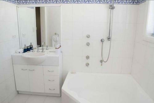 Baywatch St Helens 3 Bed 2 Bathrooms With Views
