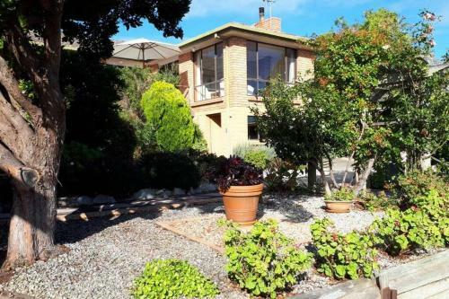 Baywatch St Helens 3 Bed 2 Bathrooms With Views