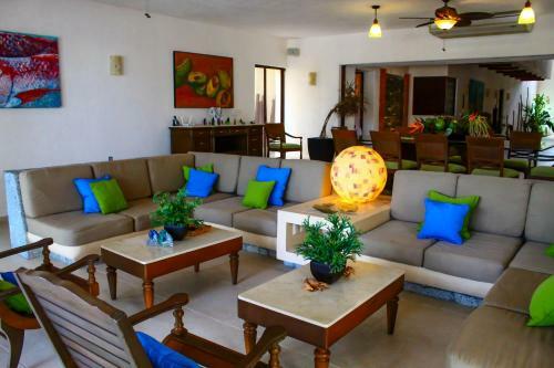 Egina Luxury Villa