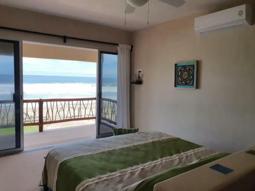 New Beachfront Villa In Playa Blanca