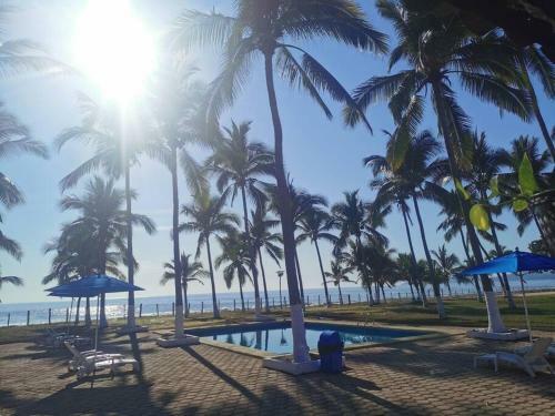 Beach Paradise Bungalow Playa Blanca