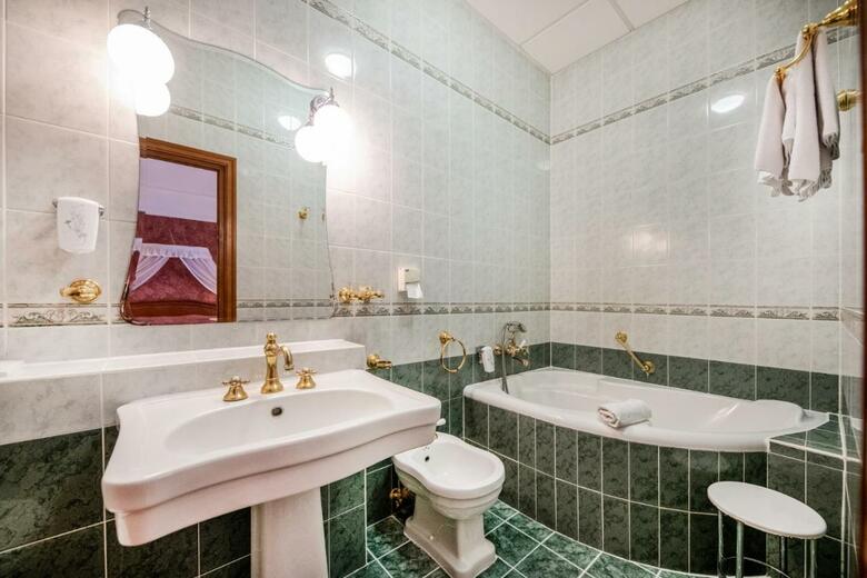 Kast�lyhotel Sasv�r Resort