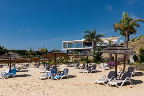 Beautiful Apartment In Alcazaba Lagoon