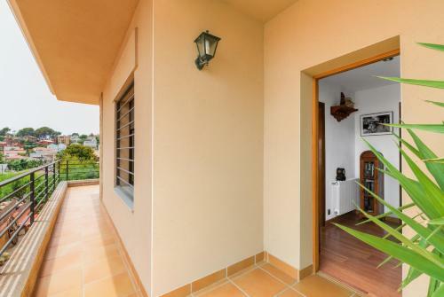 Agradable Casa Con Piscina A 5�del Mar