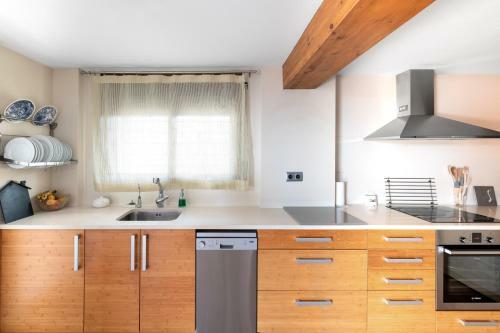 Agradable Casa Con Piscina A 5�del Mar