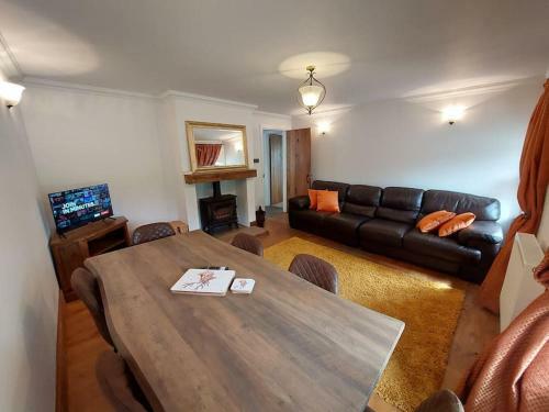 Newly Renovated Farmstyle Cottage