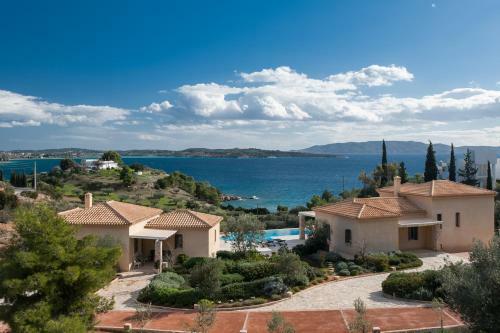 Phaedrus Living: Seaview Luxury Villa Geranium