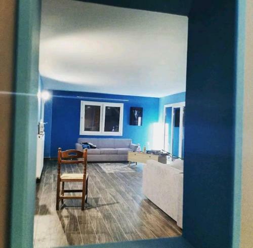 A House For 6 At Vromolithos Colorful