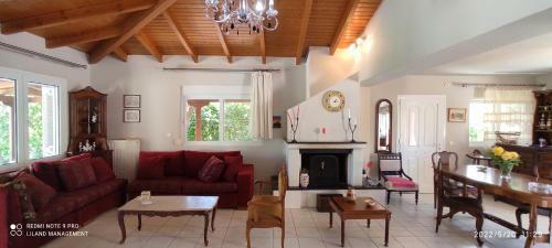 Liland Summer Cottage Lefkandi