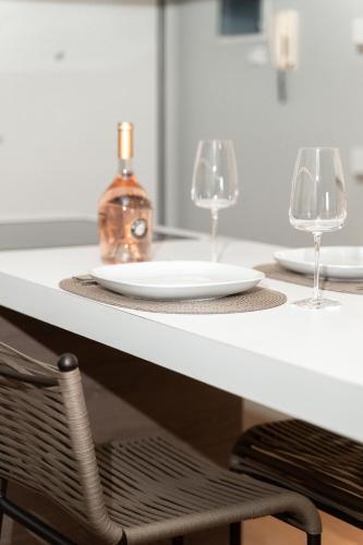 Blue Avra Apartment (near The Beach)