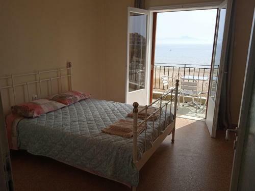 Apartment On The Beach