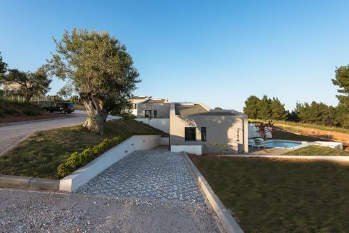 #luxlikehome Theeta Villas Elia