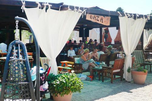 Happy Apartments, Biograd