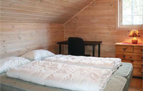 Five-bedroom Holiday Home In Lindesnes