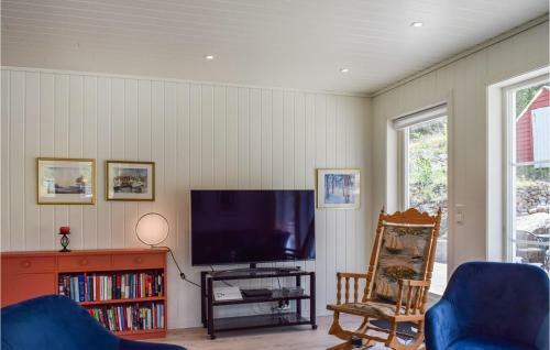 Beautiful Home In Tvedestrand With 4 Bedrooms