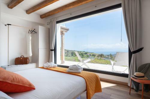 Strepitosa Villa Vista Mare E Piscina A Sarmuci