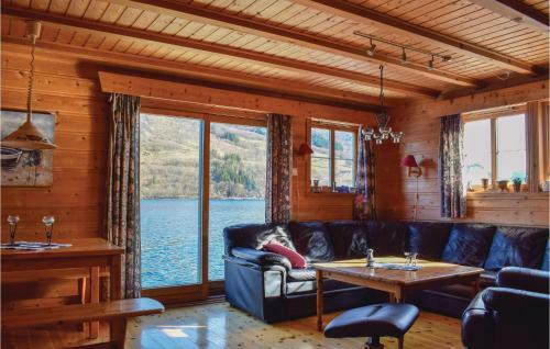 Two-bedroom Holiday Home In Olensvag