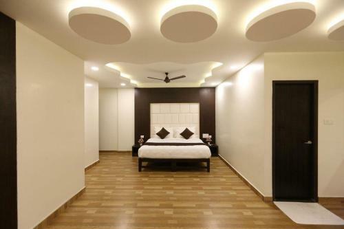 Bed & Breakfast Rich Inn Studios And Suites