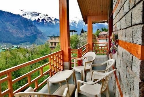 Bed & Breakfast Bliss And Blossom Cottage