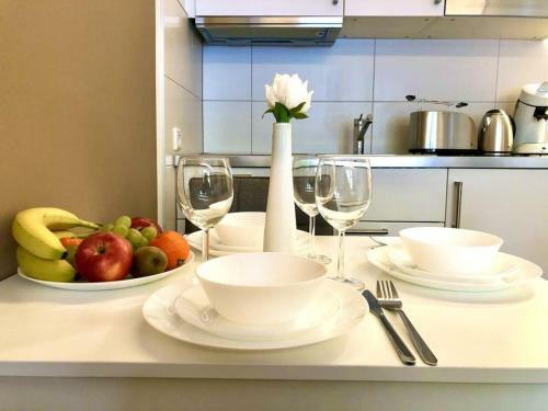 Inviting Apartment In D�sseldorf With Parking