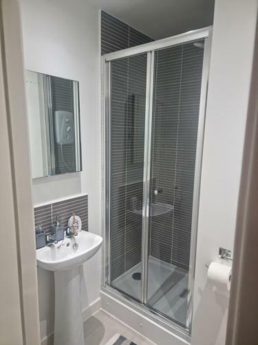 Stylish And Modern 4 Bed New Build