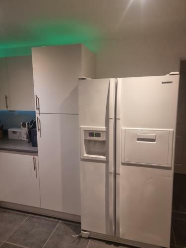 Stylish And Modern 4 Bed New Build