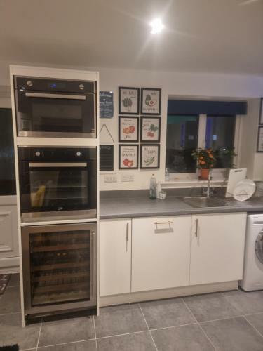 Stylish And Modern 4 Bed New Build