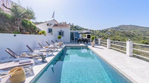 Finca Las Ca�as C�mpeta By Ruralidays